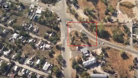 Unidentified Russian rocket system is near Mariupol in Ukraine