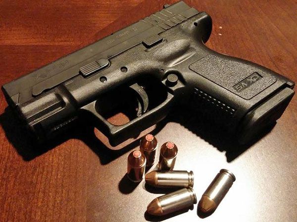 Hike in crime rate in Kyiv region makes regional council intervene in ”right to carry arms” issue