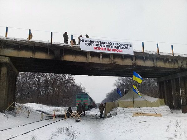 Detained supporters of Donbas blockade freed, left without money, documents – Member of Parliament