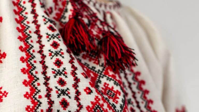Ukraine celebrates Embroidery Day