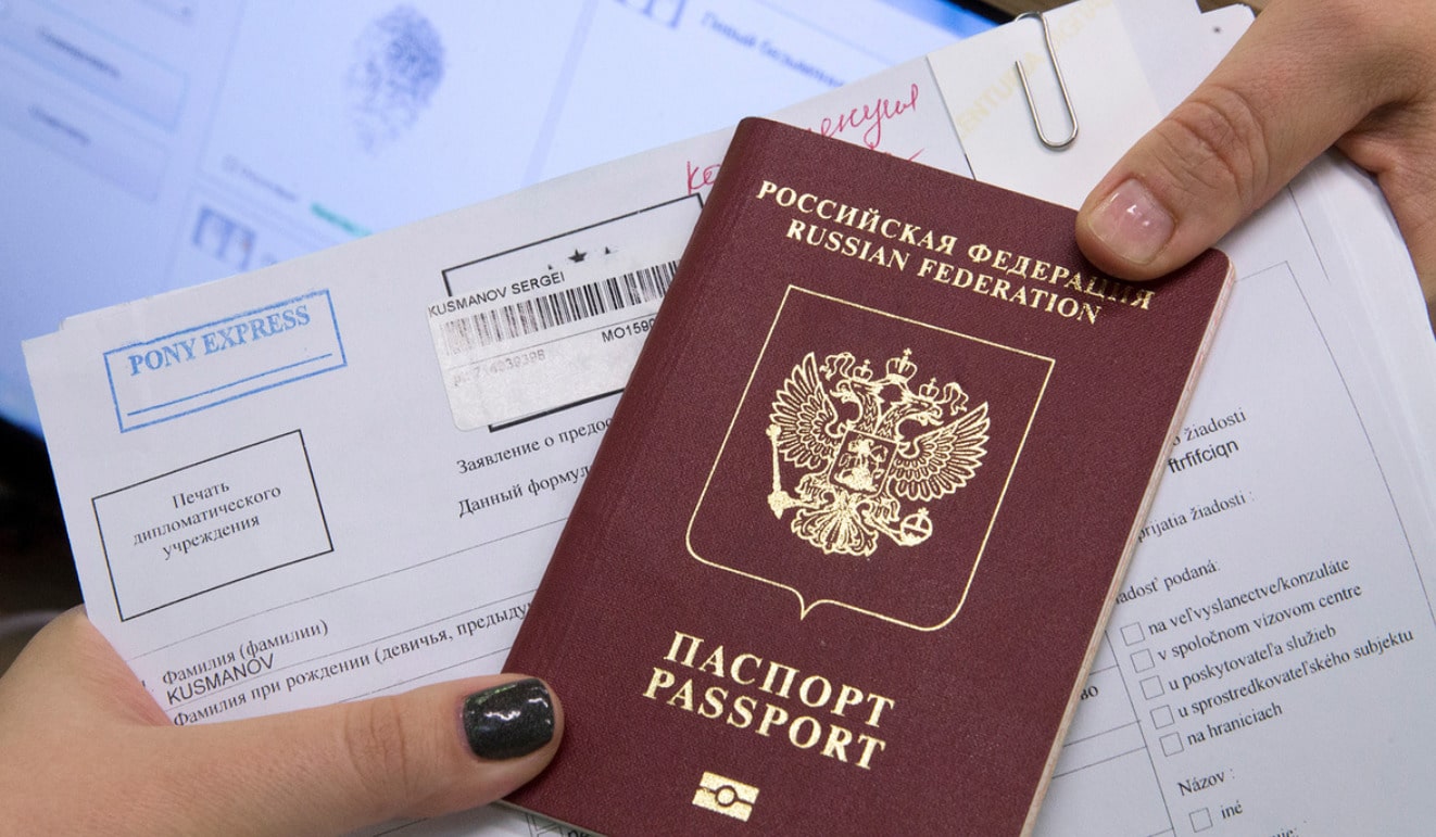 Russian troops forced 3,000 workers of Ukraine’s nuclear plant to obtain Russian passports