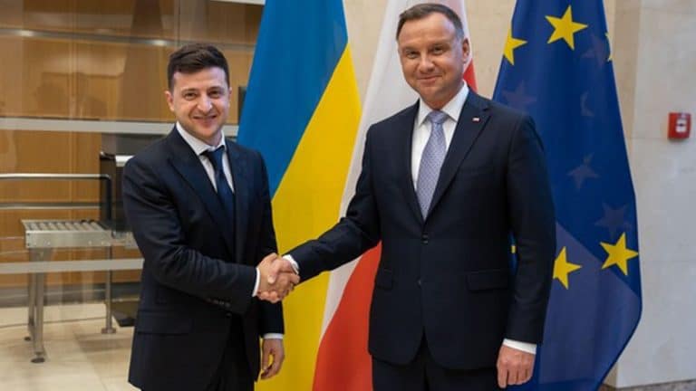 Polish President starts touring EU countries to persuade them to give Ukraine an EU candidate status