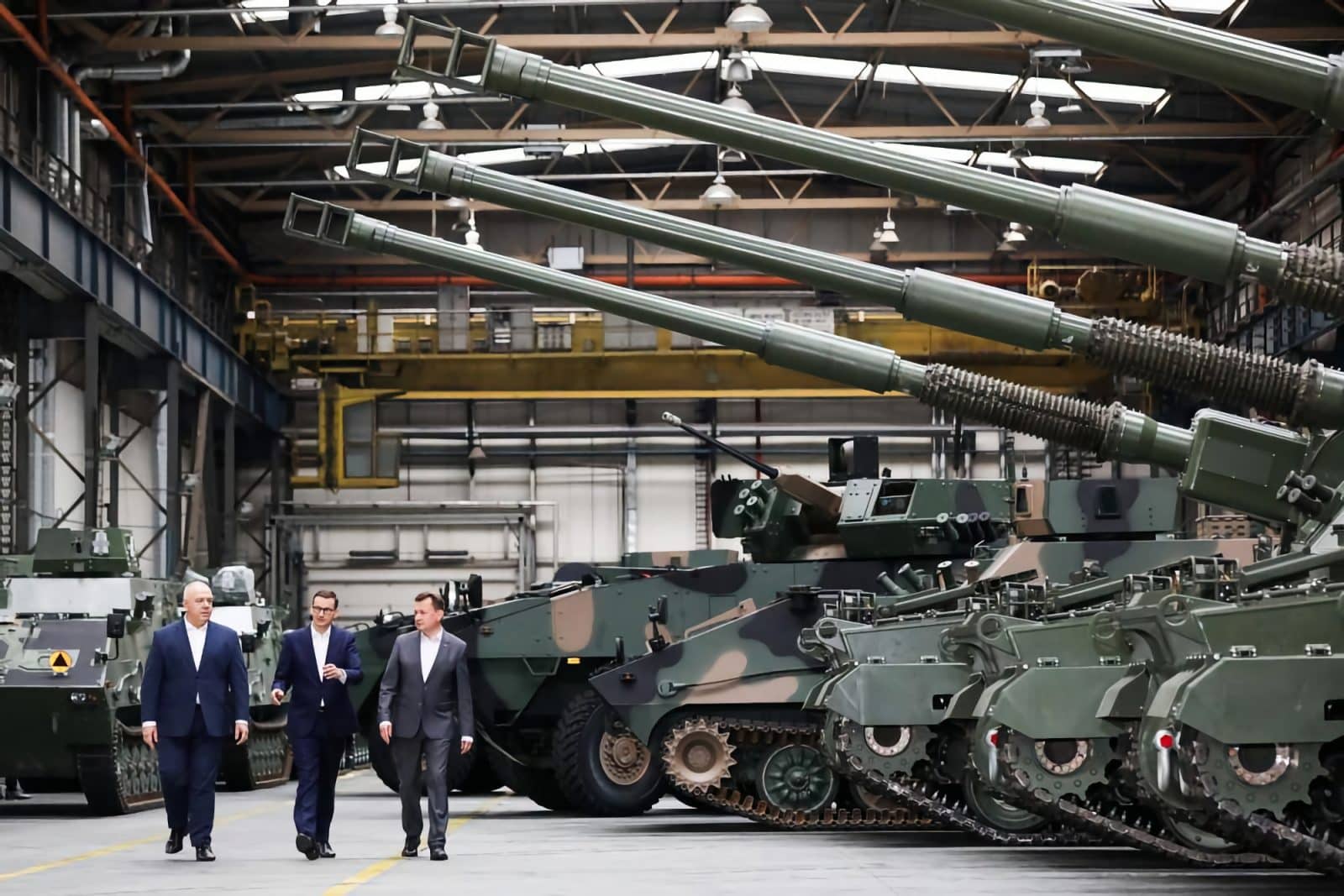 Ukraine and Poland sign the largest arms deal in the last 30 years