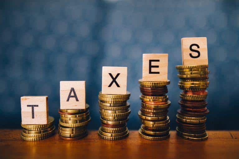 Ukrainians working remotely may not pay taxes in Poland