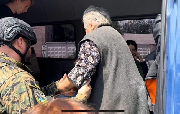 Ukrainians age 10-15 years earlier because of the war