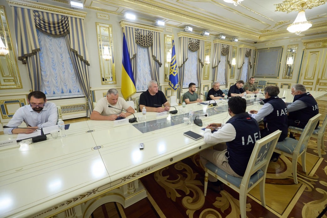 Ukraine’s President met with the IAEA chief, who heads the mission to Ukraine’s nuclear plant