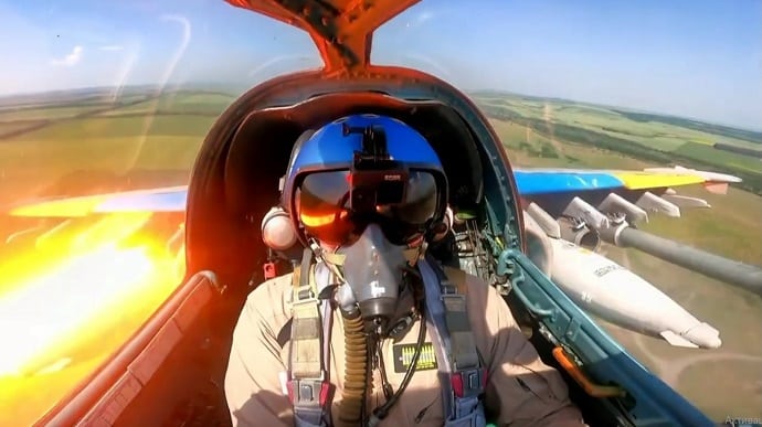 UK will train Ukrainian fighter jet pilots, – British government