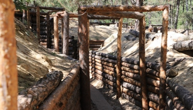 Ukrainian defense forces keep the border with Belarus under control to prevent provocations