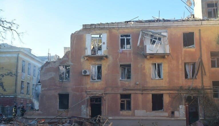 Russian troops hit civilian objects in the east, people are under rubble: photos