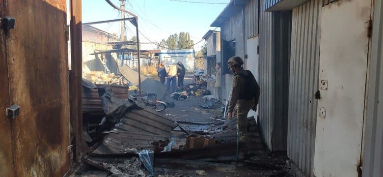 Russians hit the market in the Donetsk region, at least 7 civilians were killed: photos 18+