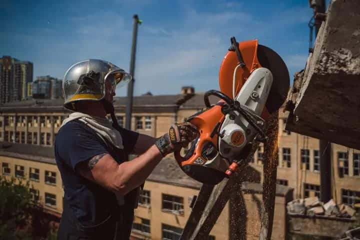 Ukrainian rescuers received $800,000 worth of equipment from the United States