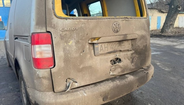 Russians fired at the car of the rescuers who were delivering medical aid to the Bakhmut