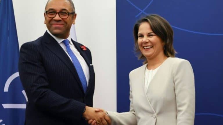 Foreign ministers of Germany and Britain will discuss security issues and support for Ukraine