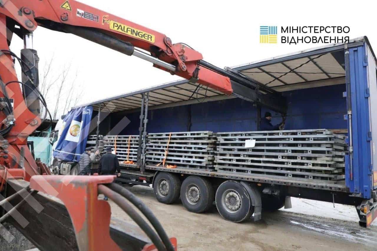 Ukraine received $3M worth of temporary bridges from Norway: photos