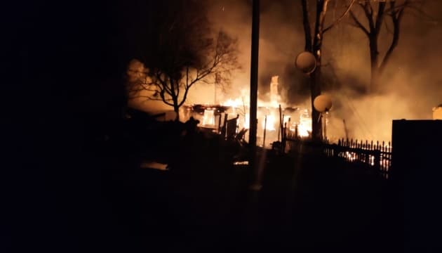 Russians shelled a village in the north of Ukraine: photos